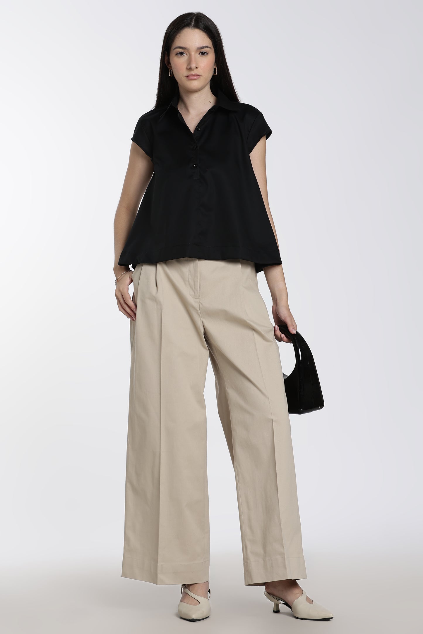 Wide-leg Trousers